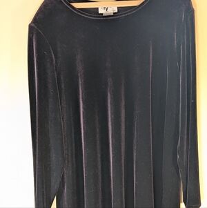 Chic Black Velvet Long Sleeve Dress